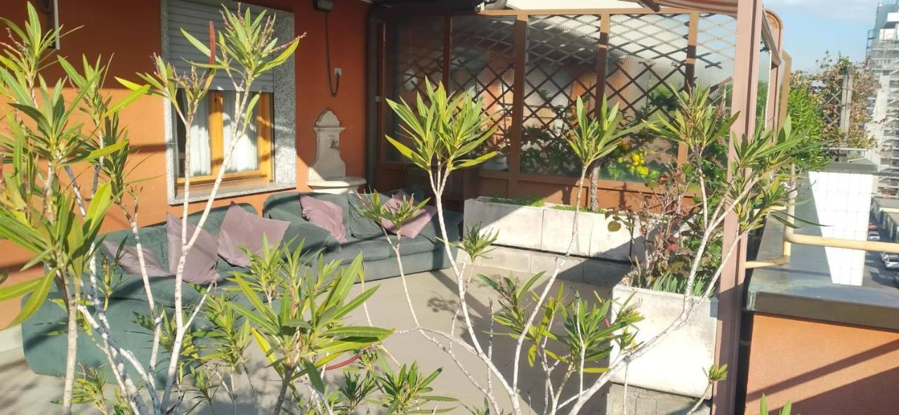 Meraviglioso Super Attico Con Terrazza Mediolan Zewnętrze zdjęcie